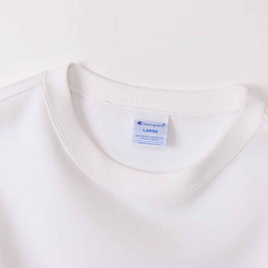 CHAMPION CREW NECK SWEATSHIRT เสื้อสเวตเชิ้ต ผู้ชาย C3-Y035-010 White - 4