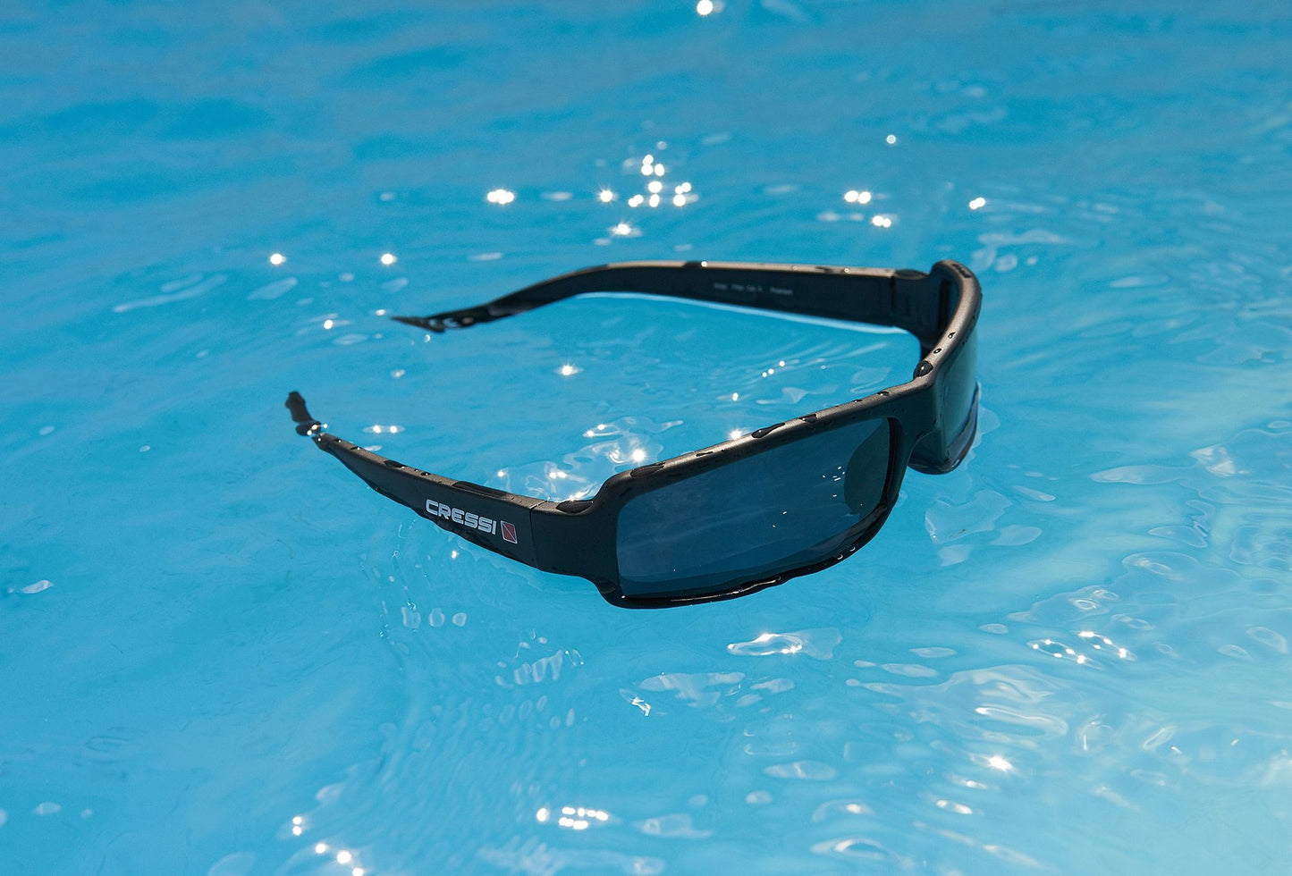 678de09d3aa13c4024ca215a_sunglasses-ninja-floating-web-_1749530801763.jpg