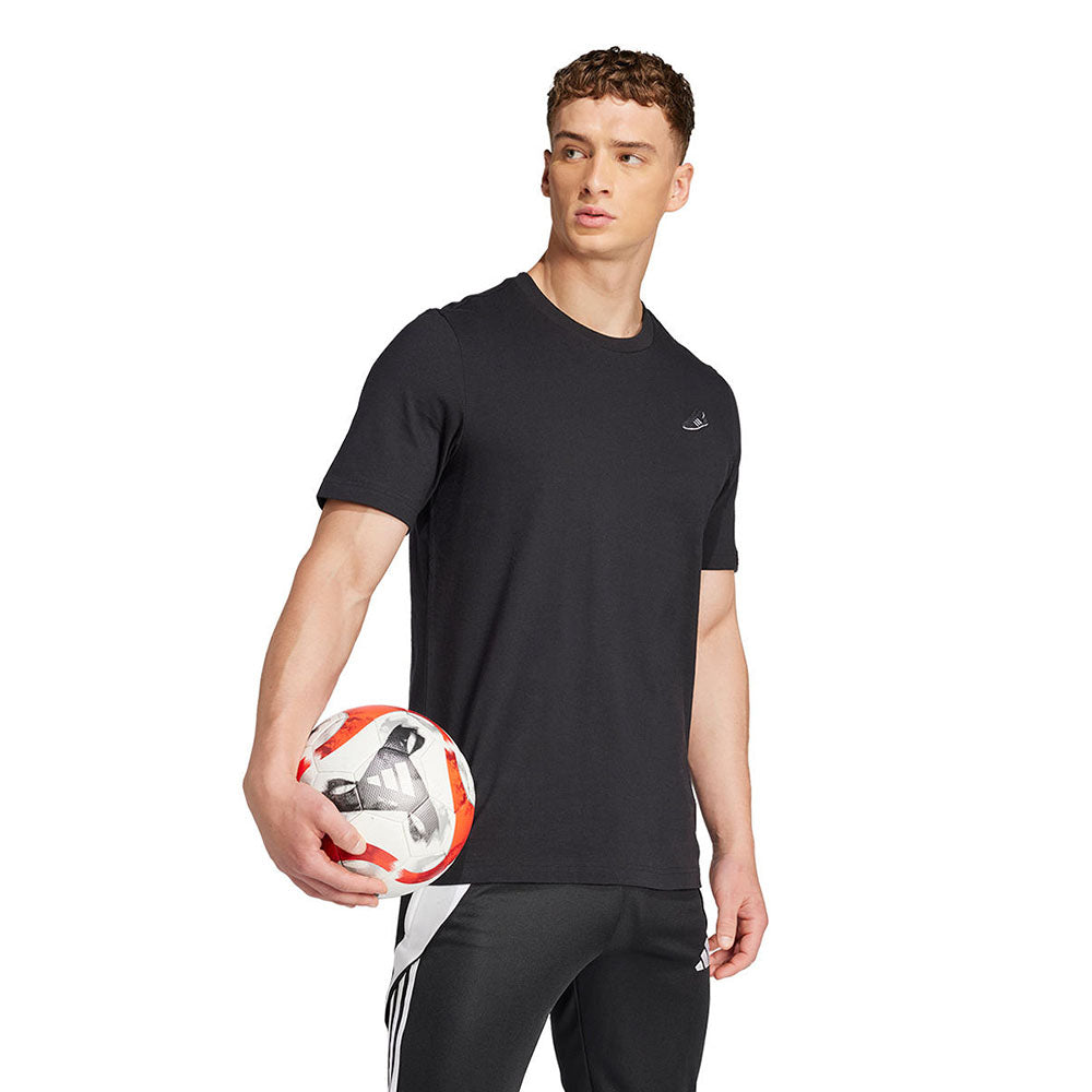 ADIDAS Copa Signature Graphic Men's Football T-Shirt - Supersports Thailand Supersports Thailand