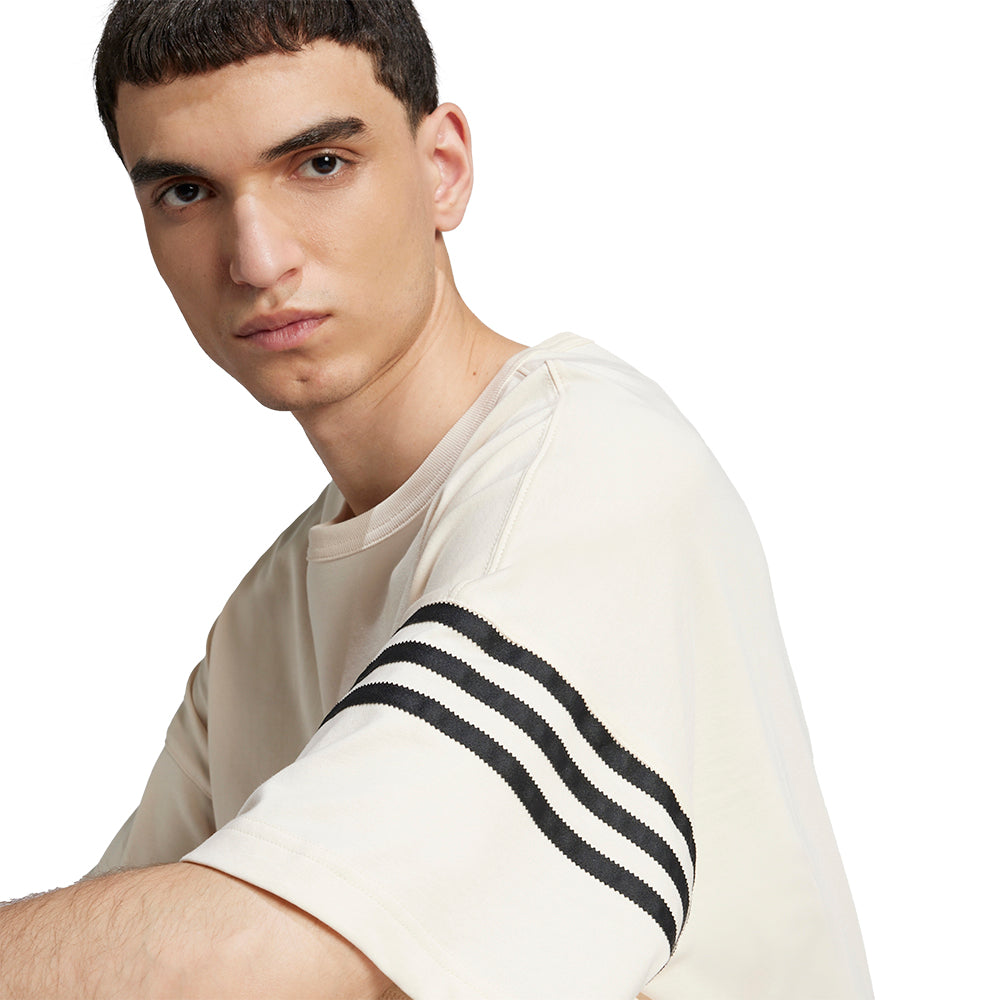 ADIDAS ORIGINALS Neuclassics เสื้อยืดผู้ชาย