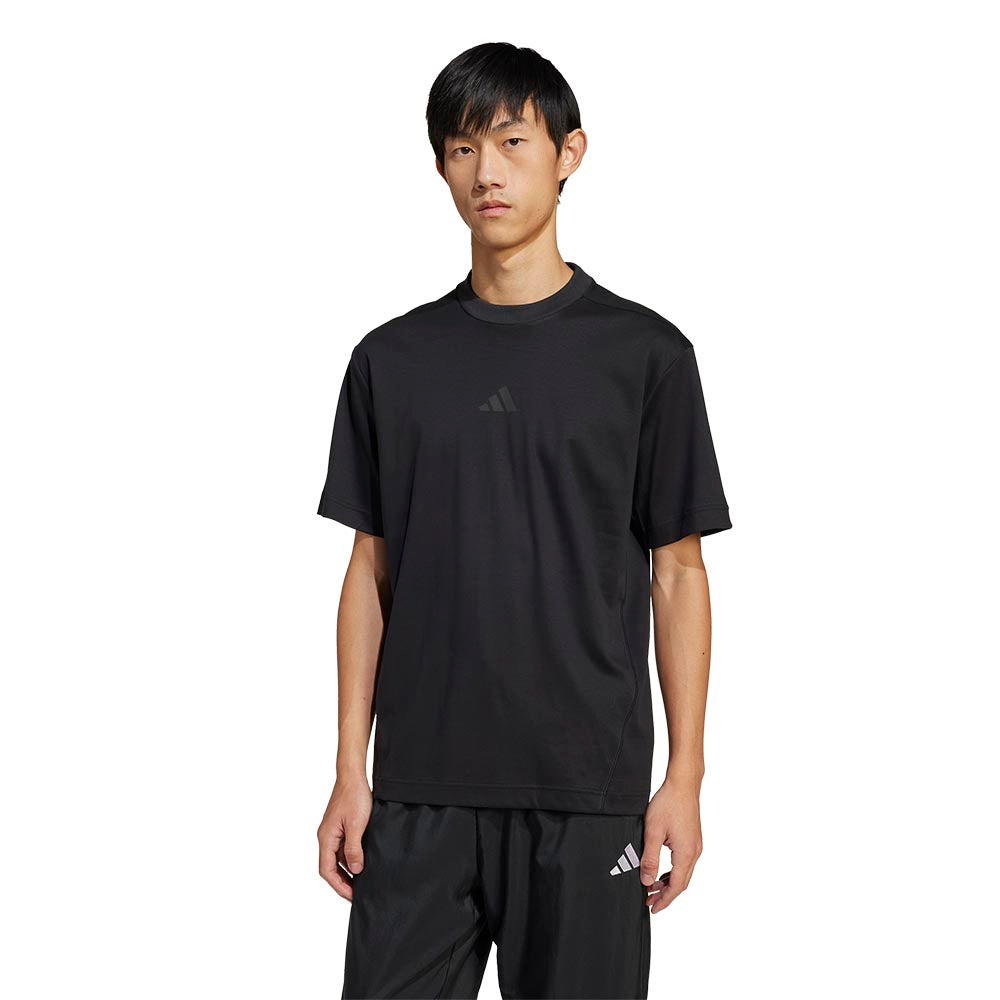 ADIDAS City Escape เสื้อยืดผู้ชาย