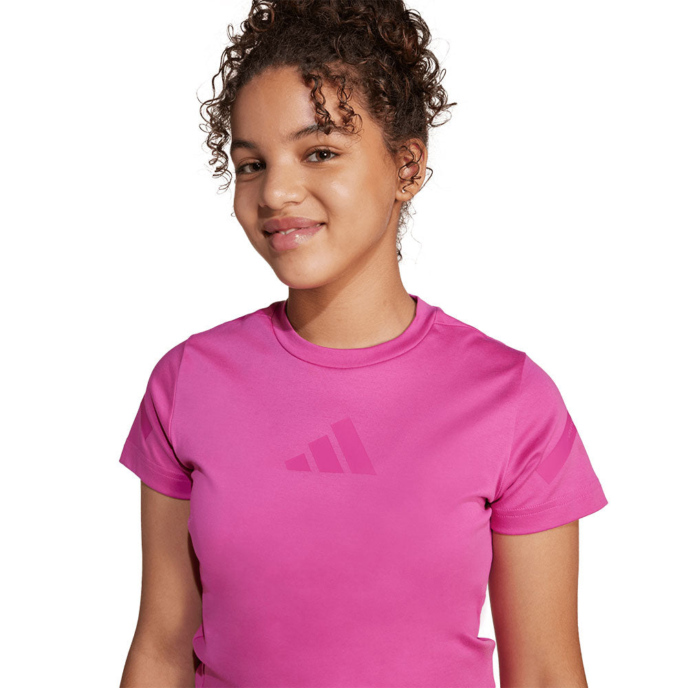 ADIDAS Z.N.E. Fitted Crop เสื้อยืดเด็กผู้หญิง