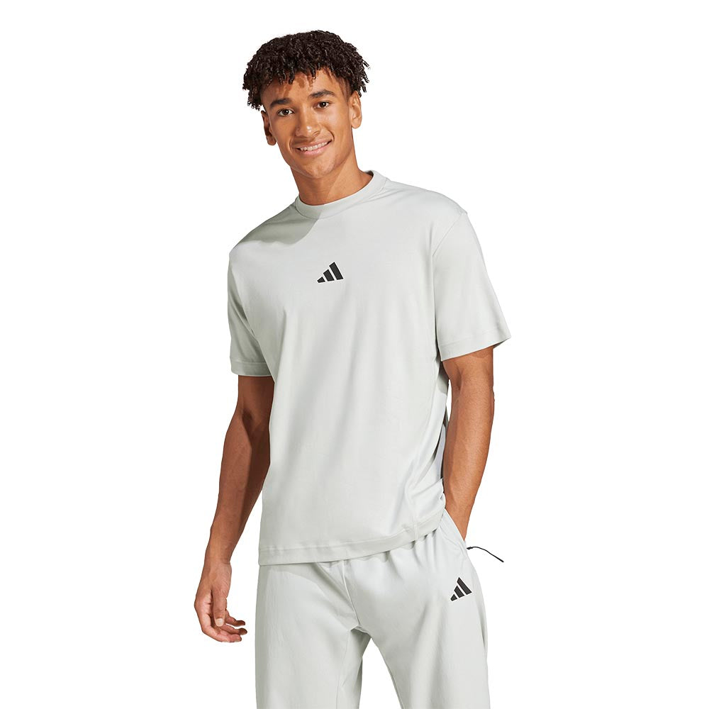 ADIDAS City Escape เสื้อยืดผู้ชาย