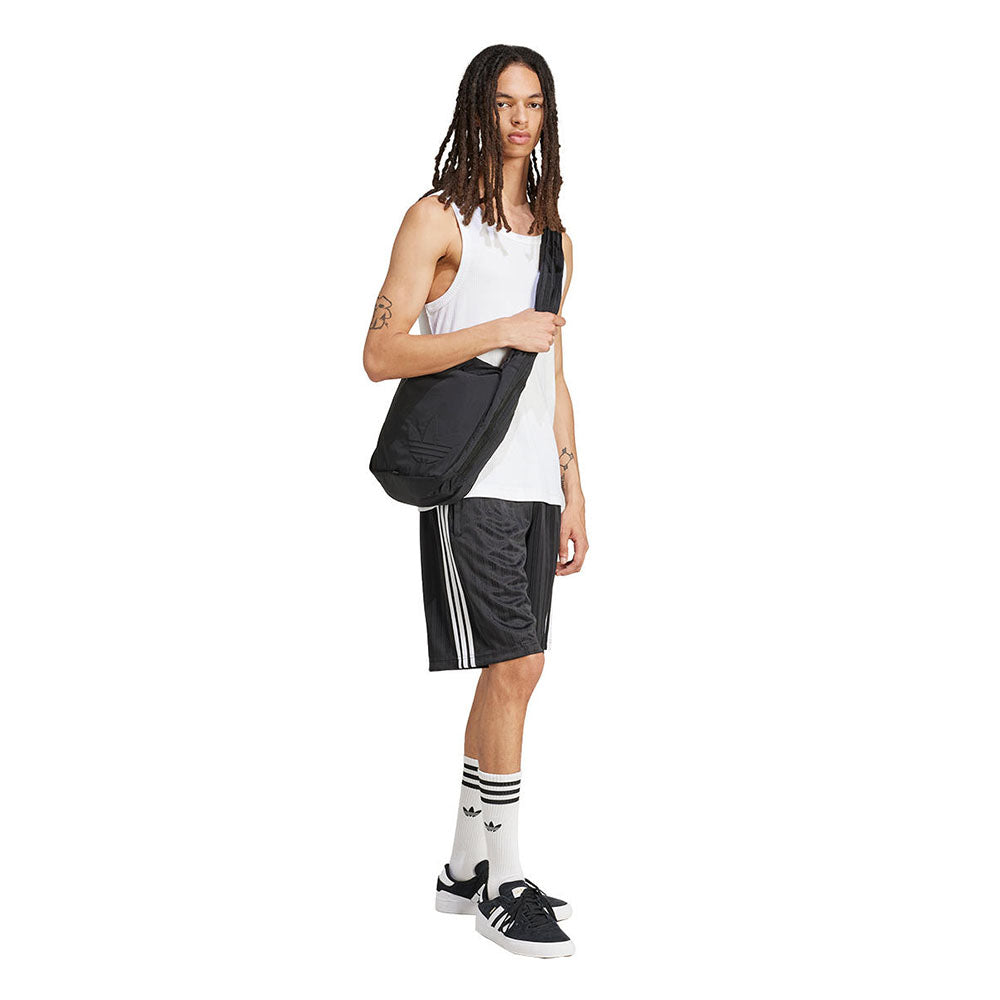 ADIDAS ORIGINALS Adicolor Men's Lifestyle Shorts - Supersports Thailand Supersports Thailand