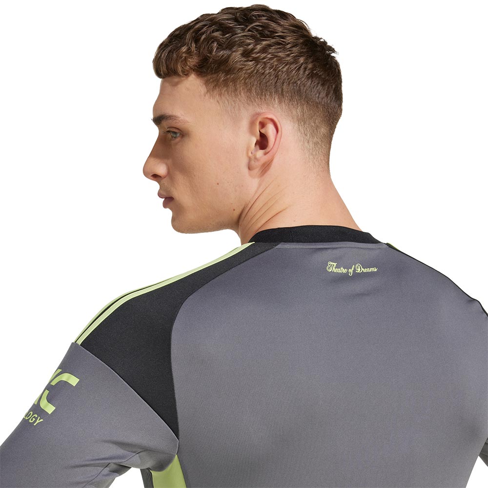 ADIDAS เสื้อผู้รักษาประตูผู้ชายแขนยาวทีมแมนเชสเตอร์ ยูไนเต็ด ชุดเหย้า ฤดูกาล 2025/26