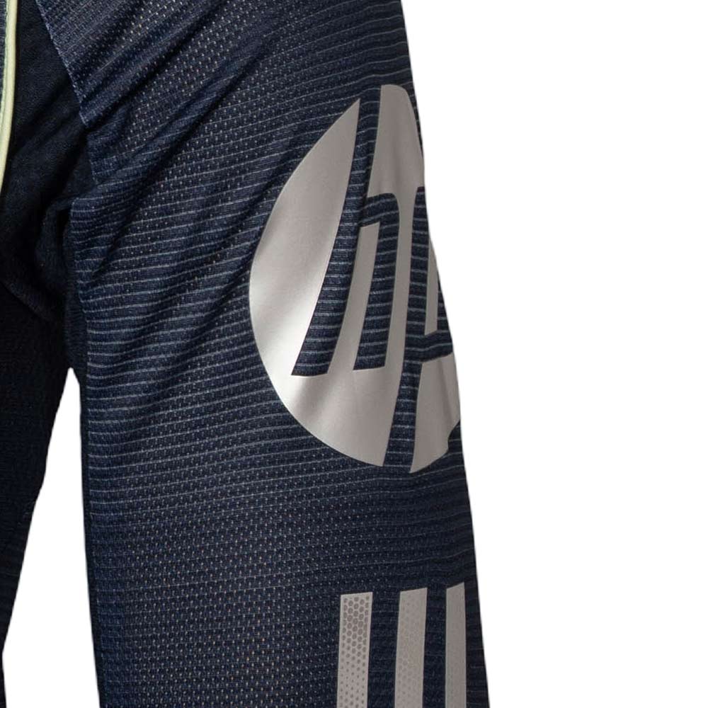 ADIDAS เสื้อแข่งผู้ชายแขนยาวทีมเรอัล มาดริด ชุดเยือน เกรด Authentic ฤดูกาล 2025/26