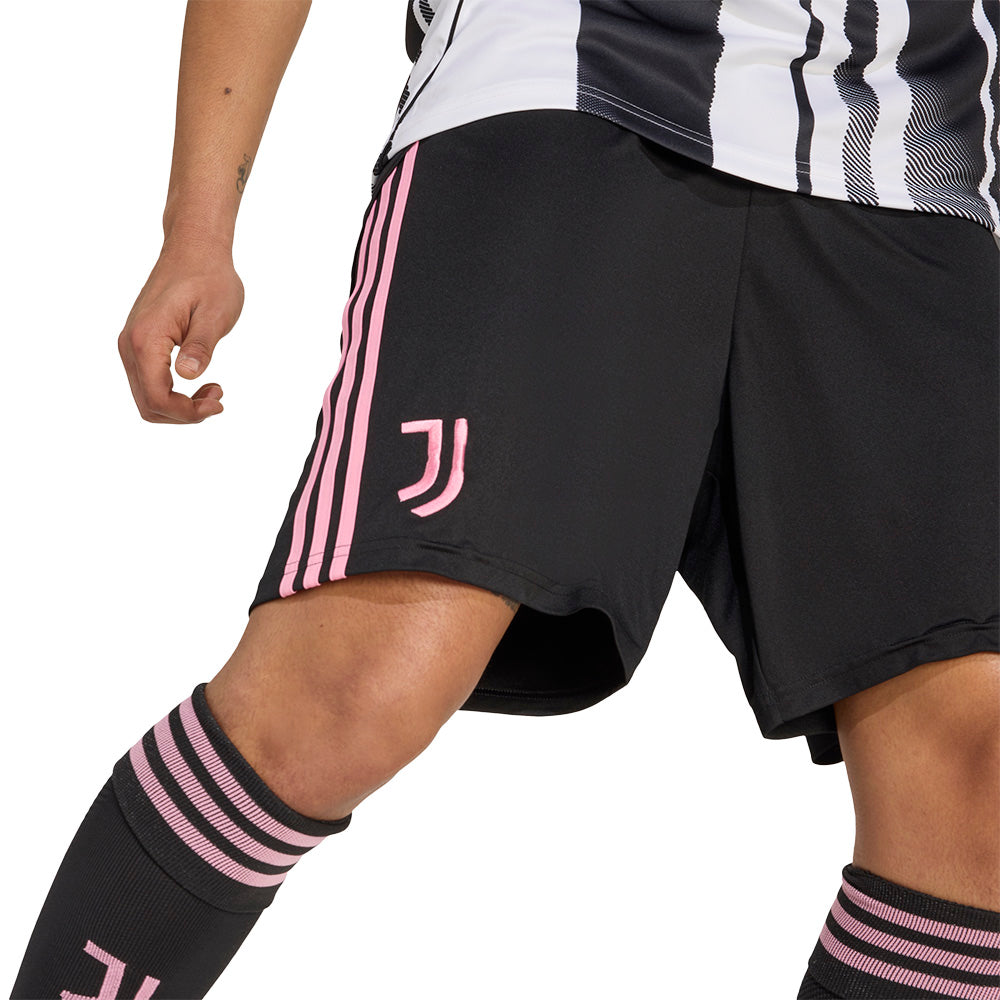 ADIDAS กางเกงฟุตบอลผู้ชายทีมยูเวนตุส ชุดเหย้า ฤดูกาล 2025/26