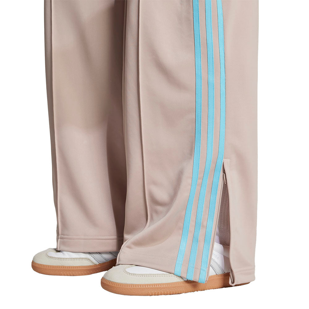 ADIDAS ORIGINALS Adicolor Classic Firebird Loose Track Tracksuit กางเกงลำลองขายาวผู้หญิง