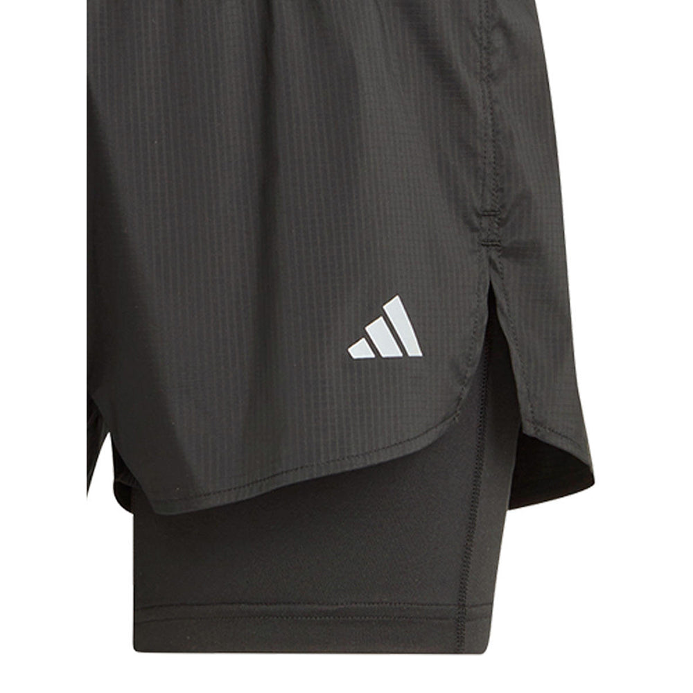 ADIDAS Ultimate Two-in-One กางเกงวิ่งขาสั้นผู้หญิง