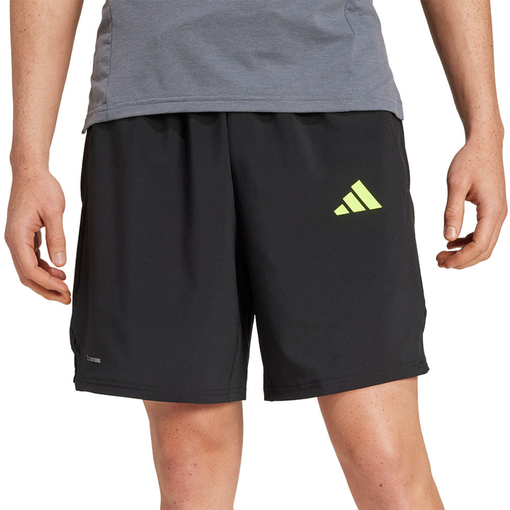 ADIDAS Tech กางเกงออกกำลังกายขาสั้นผู้ชาย