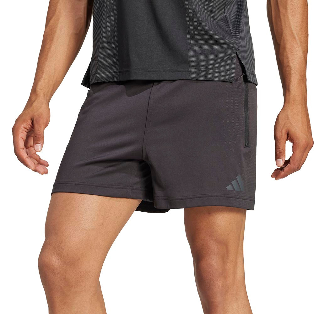 ADIDAS Airchill กางเกงออกกำลังกายขาสั้นผู้ชาย