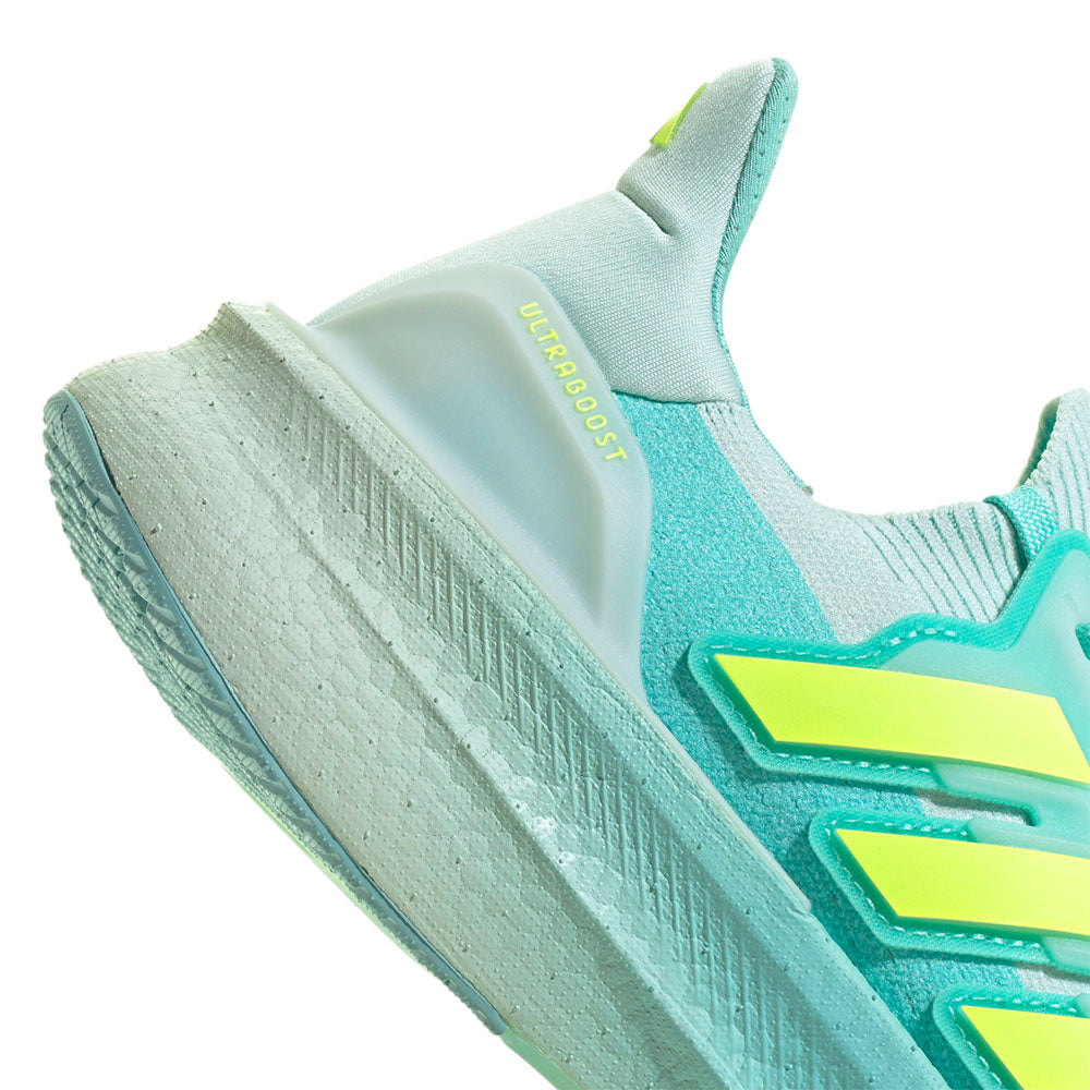 ADIDAS Ultraboost 5 รองเท้าวิ่งผู้หญิง