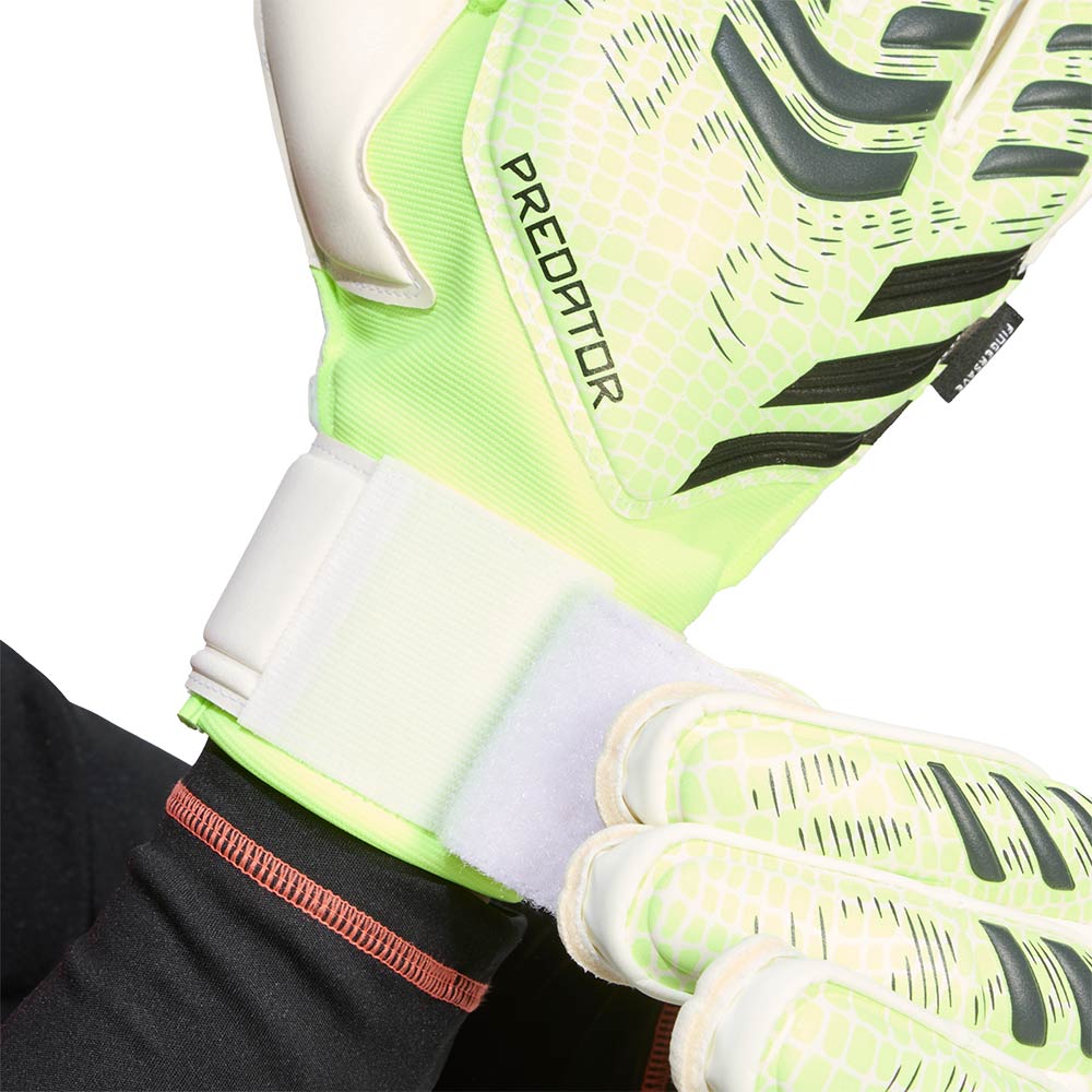 ADIDAS Predator Match Fingersave Men's Goalkeeper Gloves