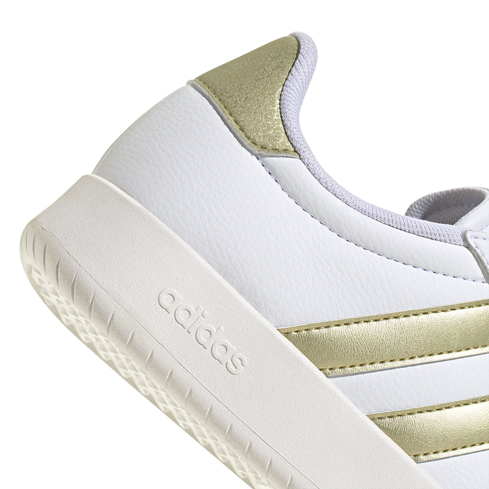 ADIDAS Barreda รองเท้าลำลองผู้หญิง