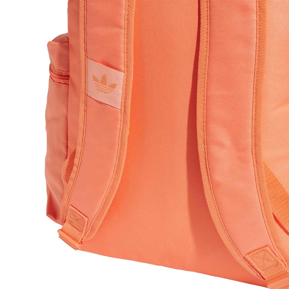 ADIDAS ORIGINALS Adicolor Unisex Backpack - Supersports Thailand Supersports Thailand