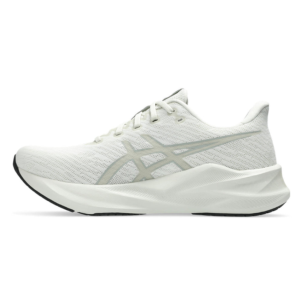 ASICS Versablast 4 รองเท้าวิ่งผู้ชาย