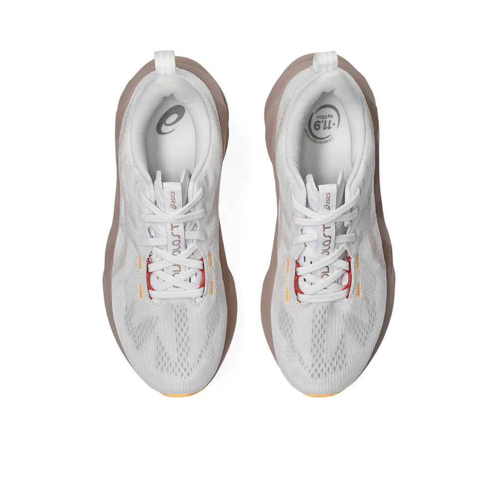 ASICS Novablast 5 Wide รองเท้าวิ่งผู้หญิง