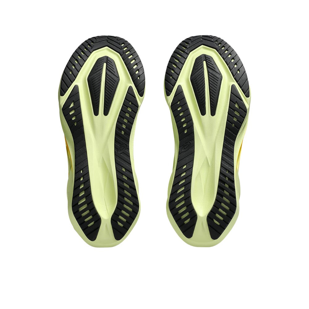 ASICS Novablast 5 Wide รองเท้าวิ่งผู้ชาย