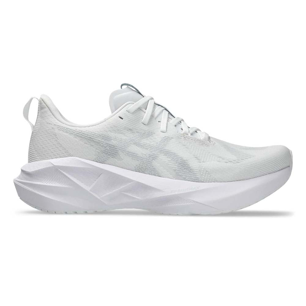ASICS Novablast 5 รองเท้าวิ่งผู้ชาย