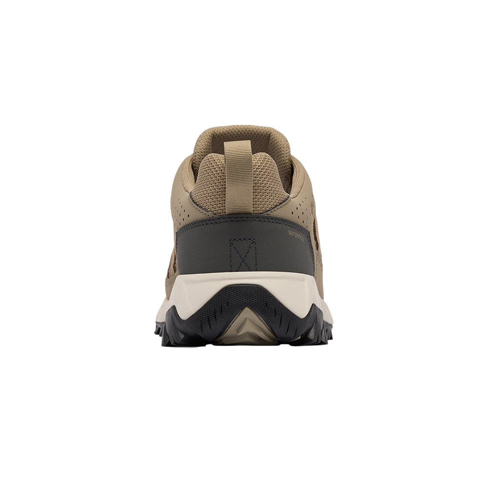 COLUMBIA Strata Trail™ Low Waterproof - Wide รองเท้าเดินป่าผู้ชาย