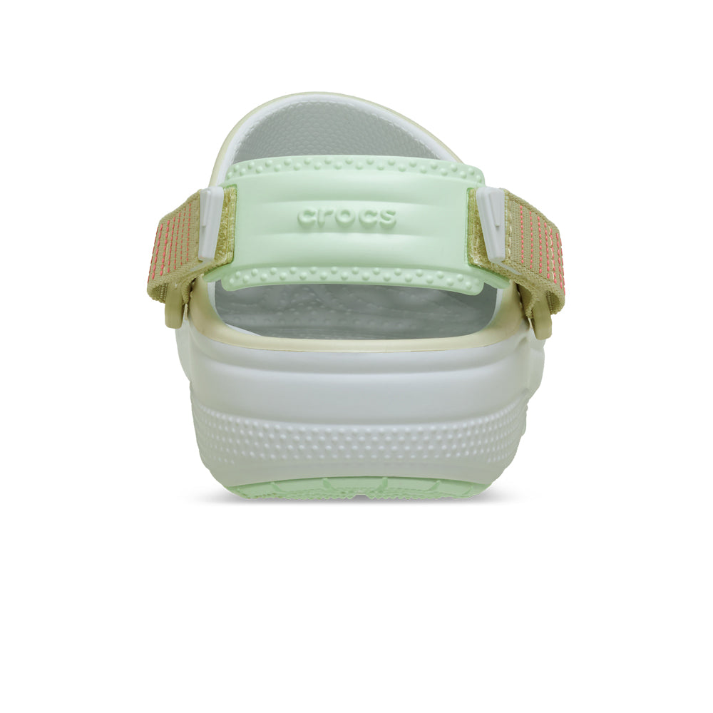 CROCS Classic Turbo Clog รองเท้าลำลองผู้ใหญ่
