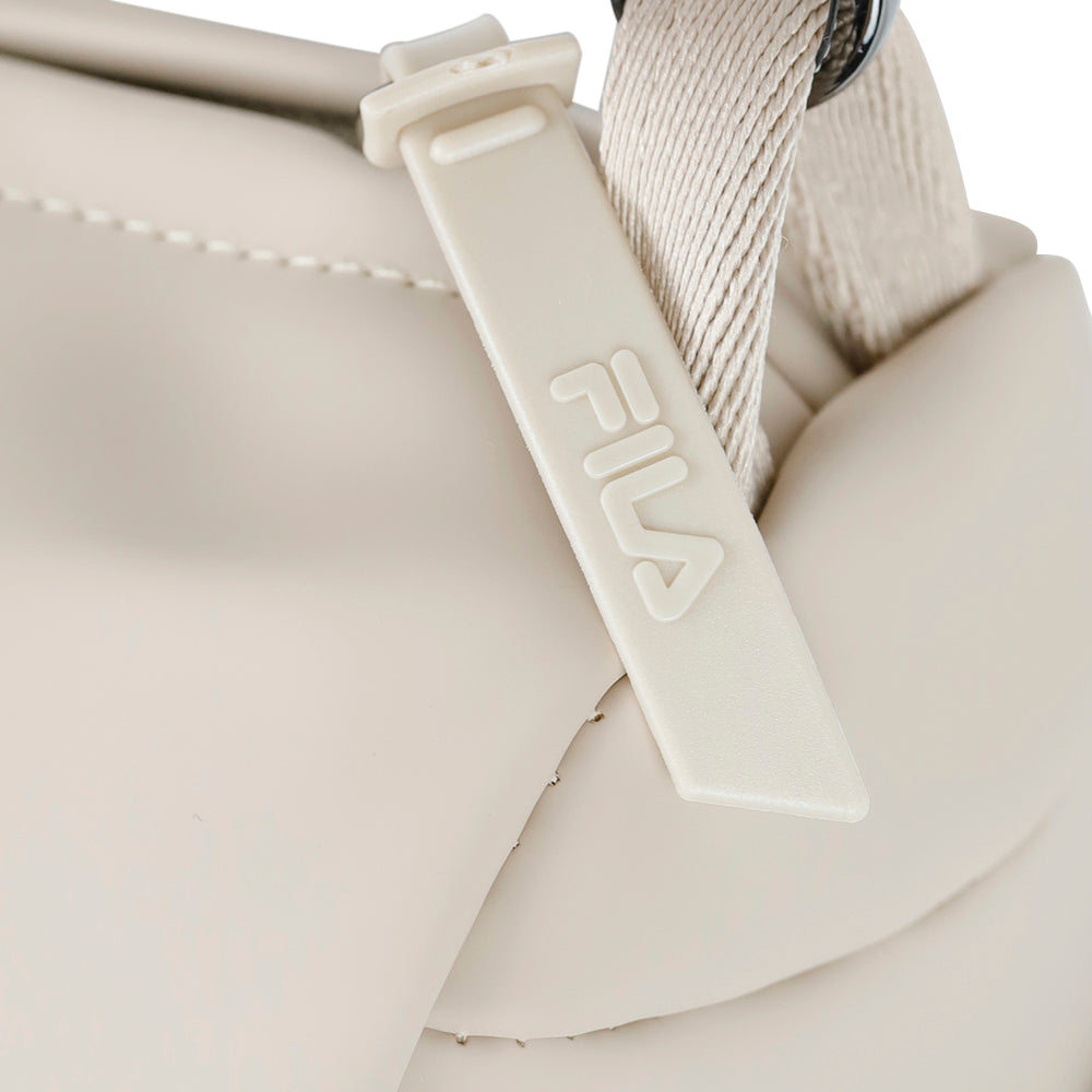 FILA Beige กระเป๋าสะพายข้างผู้ใหญ่ Supersports Thailand