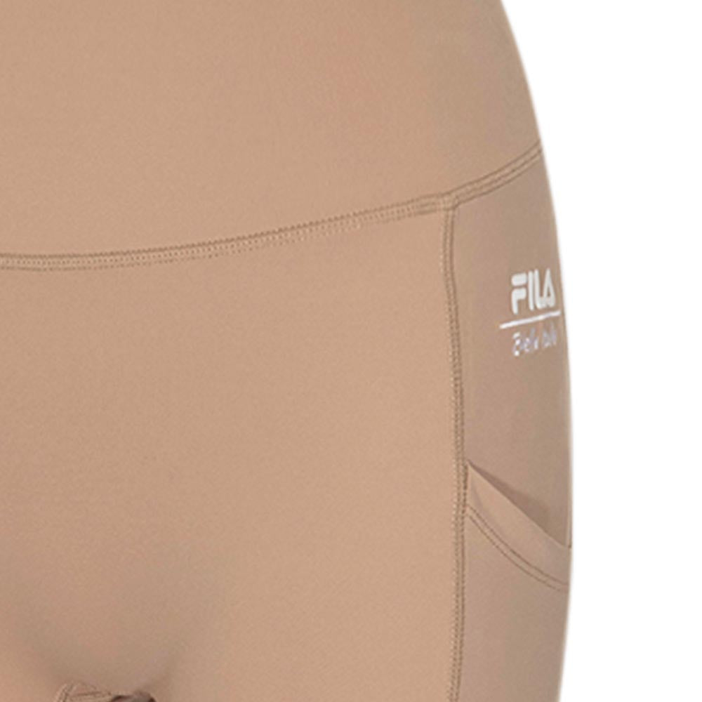 FILA Iconic กางเกงออกกำลังกายขาสั้นผู้หญิง