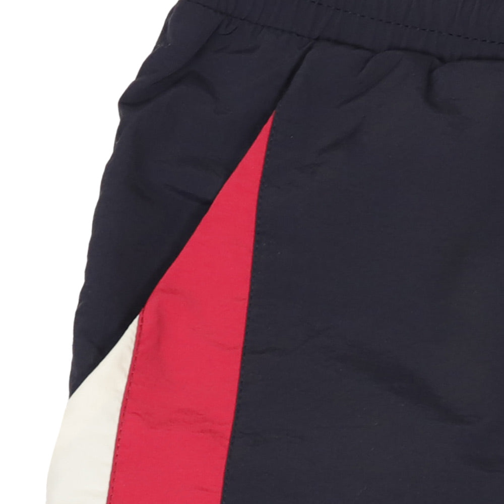FILA Iconic กางเกงออกกำลังกายขาสั้นผู้ชาย