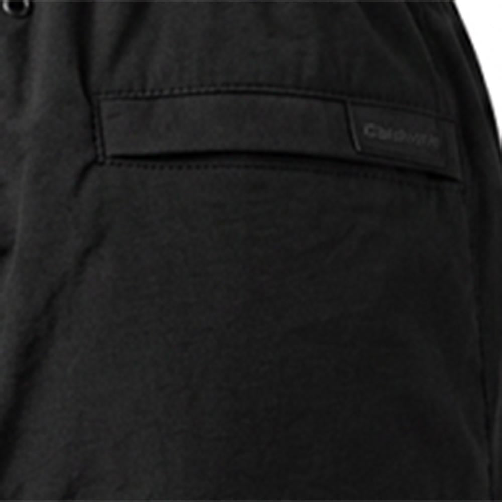 FILA Cargo Unisex Lifestyle Shorts - Supersports Thailand Supersports Thailand