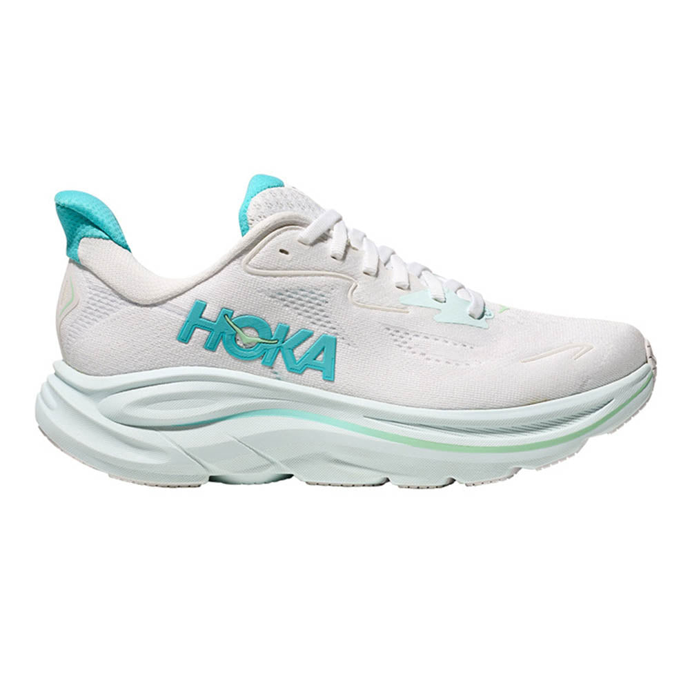 HOKA Clifton 10 Wide รองเท้าวิ่งผู้หญิง