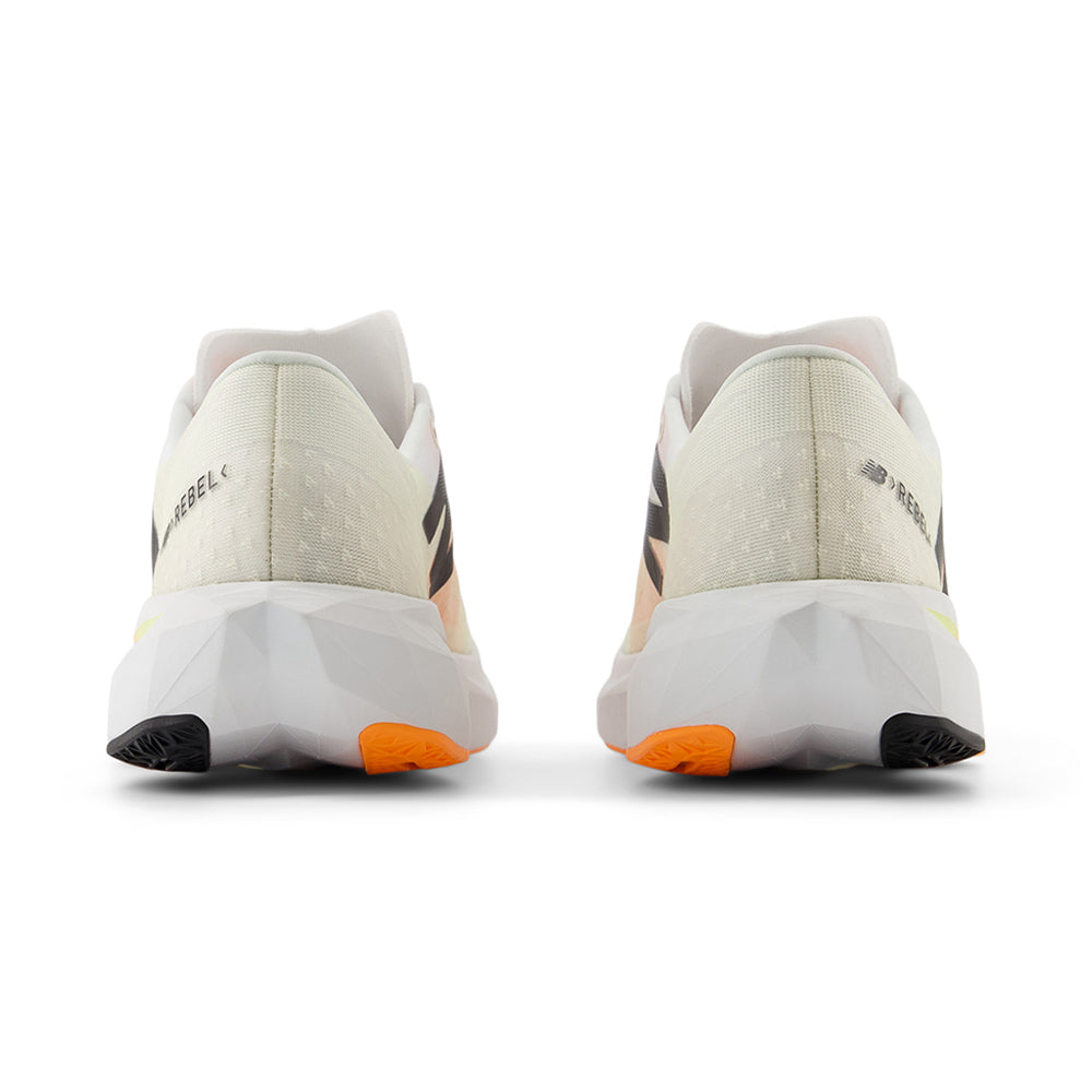 NEW BALANCE FuelCell Rebel v4 รองเท้าวิ่งผู้ชาย