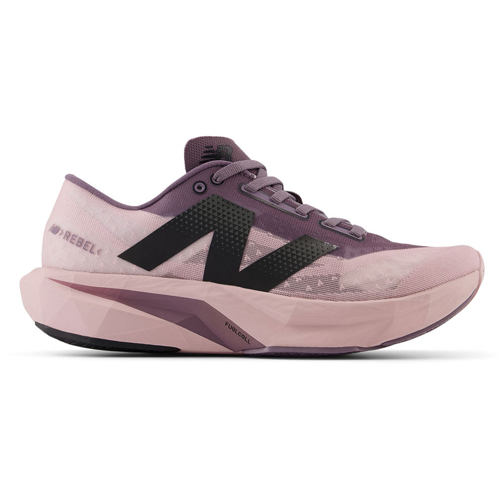 NEW BALANCE FuelCell Rebel v4 รองเท้าวิ่งผู้หญิง