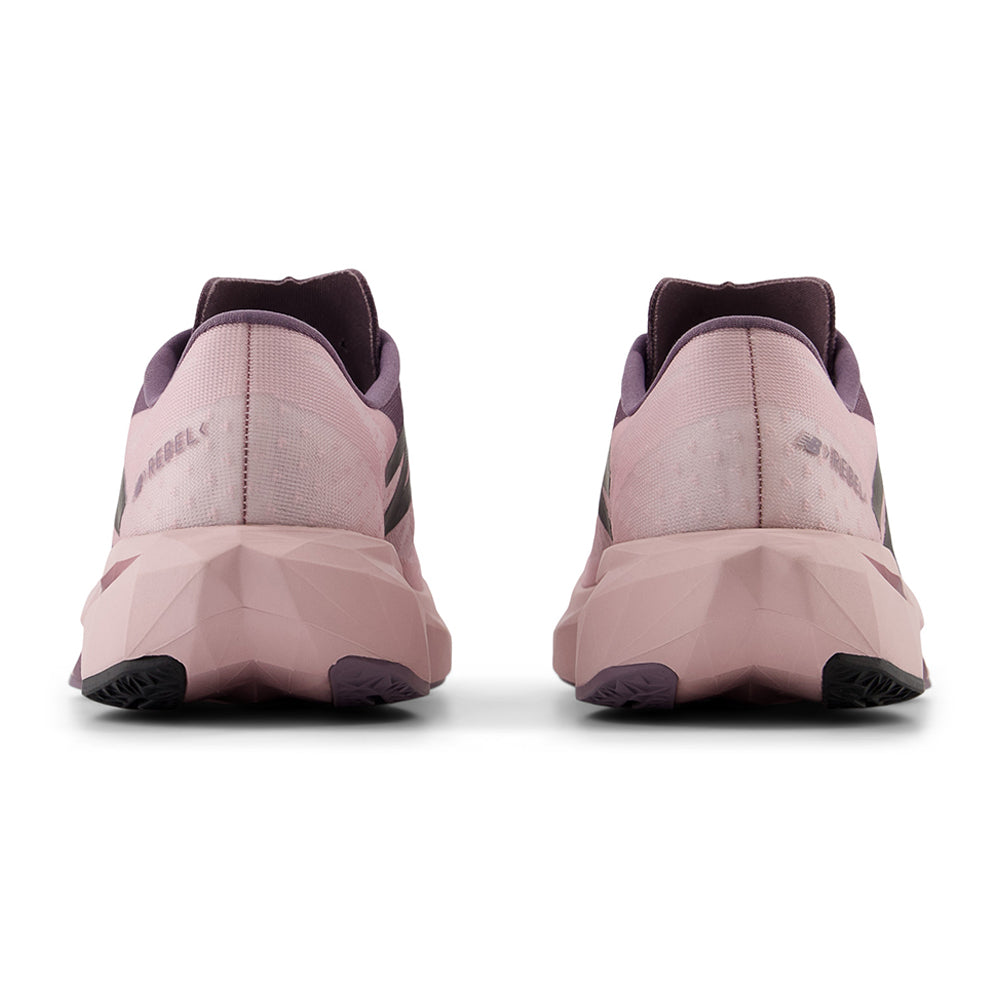 NEW BALANCE FuelCell Rebel v4 รองเท้าวิ่งผู้หญิง