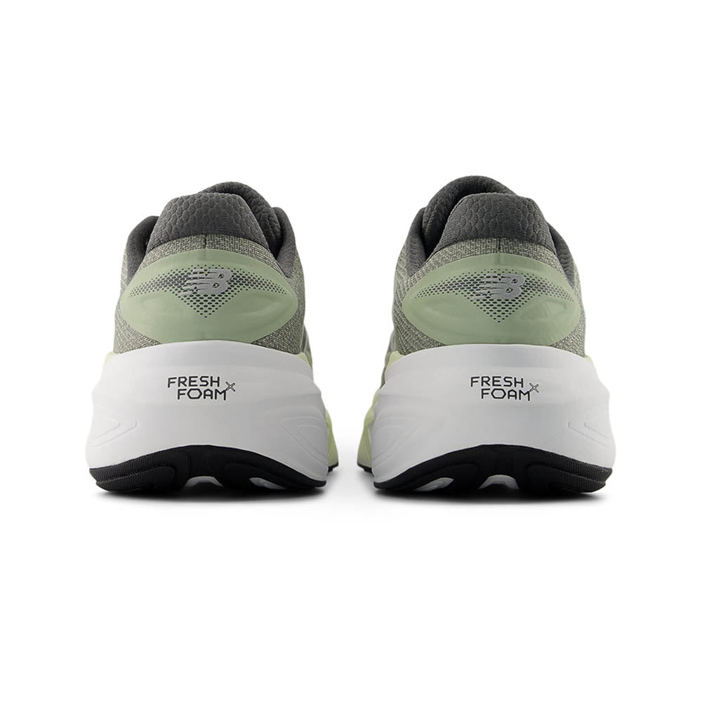 NEW BALANCE Fresh Foam X More v6 รองเท้าวิ่งผู้ชาย