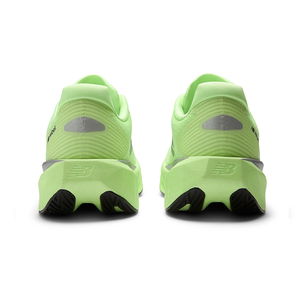 NEW BALANCE FuelCell Rebel v5 รองเท้าวิ่งผู้ชาย