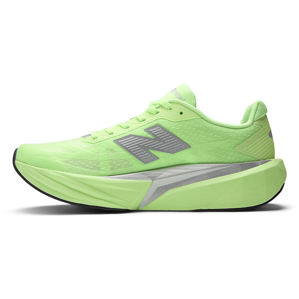 NEW BALANCE FuelCell Rebel v5 รองเท้าวิ่งผู้ชาย