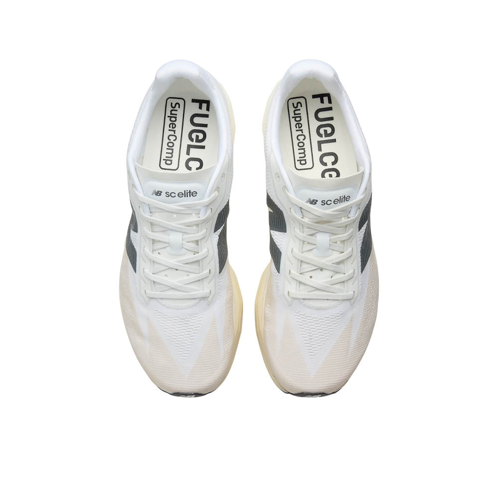 NEW BALANCE FuelCell SuperComp Elite v5 รองเท้าวิ่งผู้ชาย
