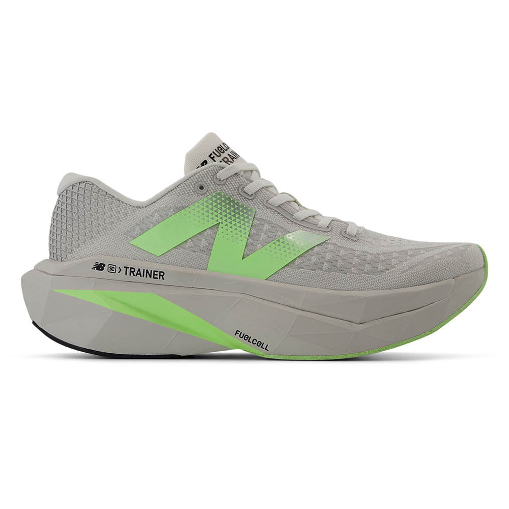 NEW BALANCE FuelCell SuperComp Trainer v3 รองเท้าวิ่งผู้ชาย