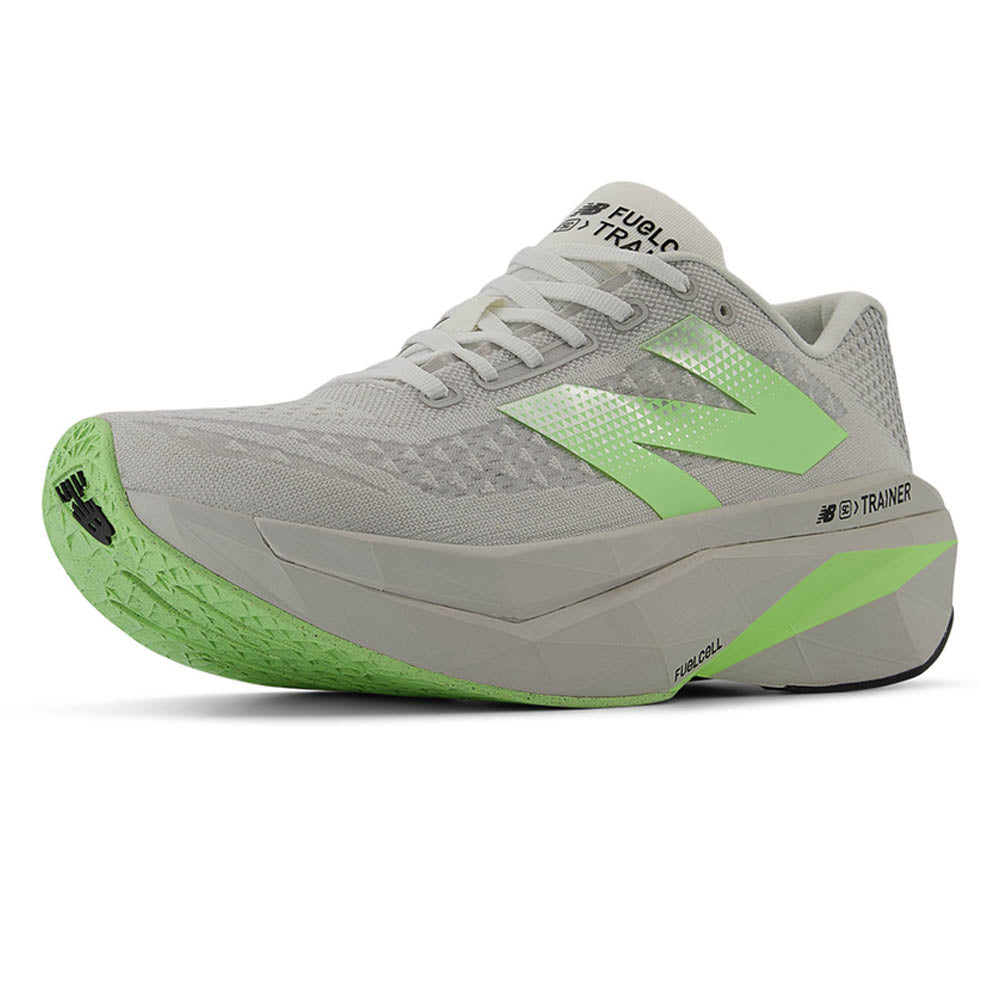 NEW BALANCE FuelCell SuperComp Trainer v3 รองเท้าวิ่งผู้ชาย