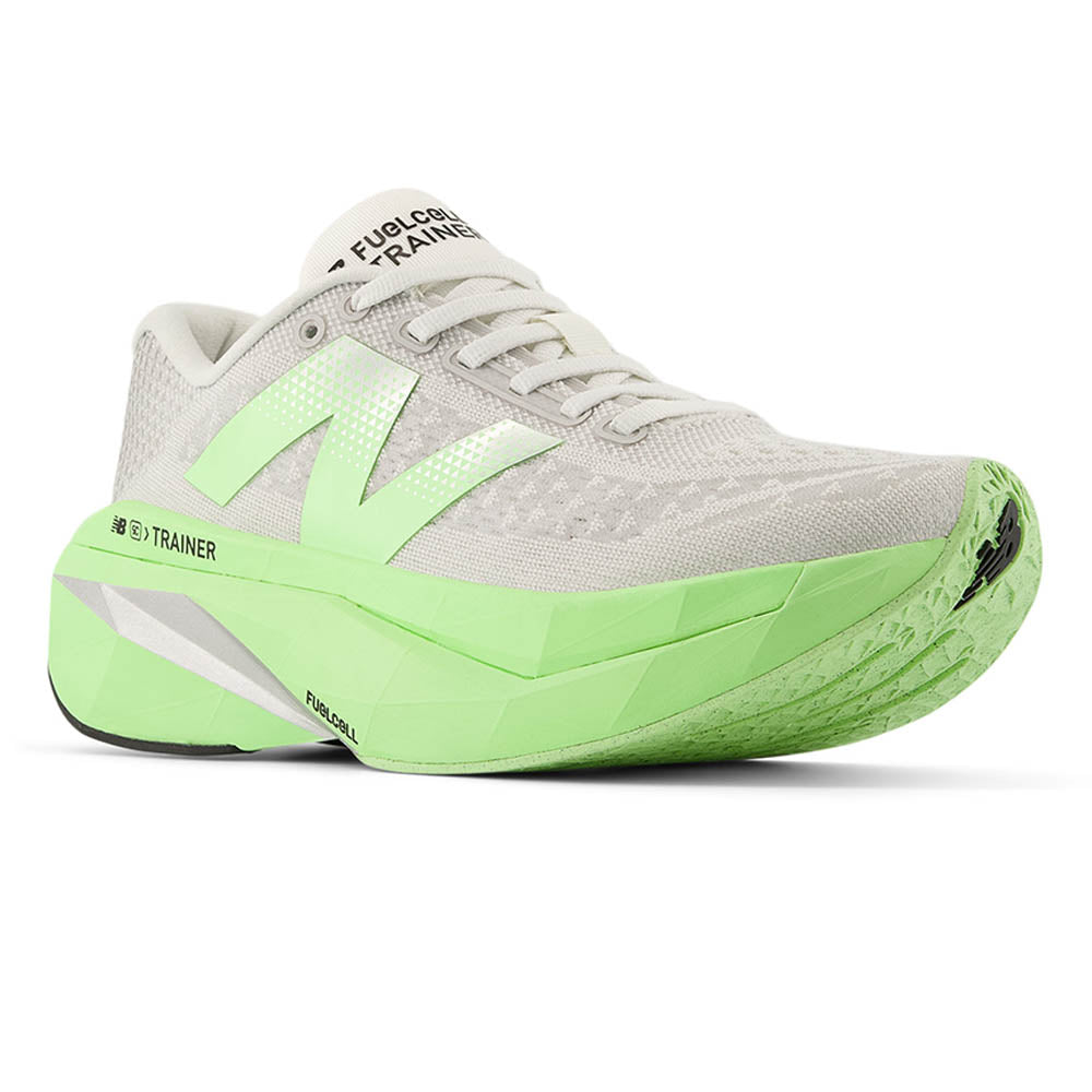 NEW BALANCE FuelCell SuperComp Trainer v3 รองเท้าวิ่งผู้หญิง