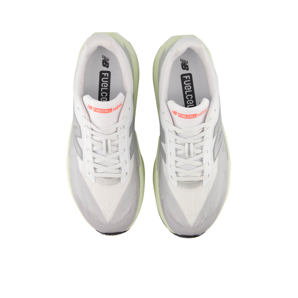 NEW BALANCE FuelCell Rebel v5 รองเท้าวิ่งผู้ชาย