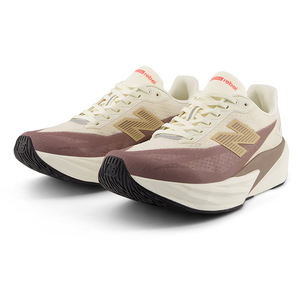 NEW BALANCE FuelCell Rebel v5 รองเท้าวิ่งผู้หญิง