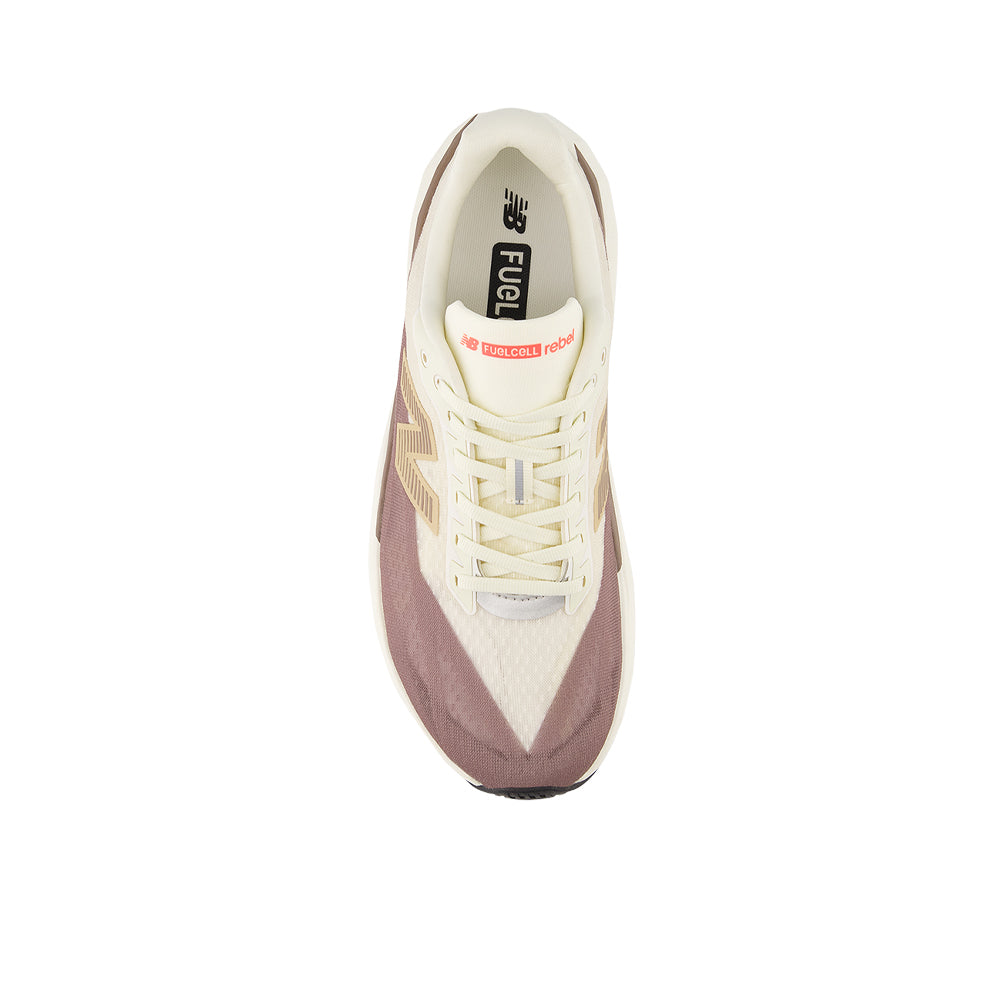 NEW BALANCE FuelCell Rebel v5 รองเท้าวิ่งผู้หญิง