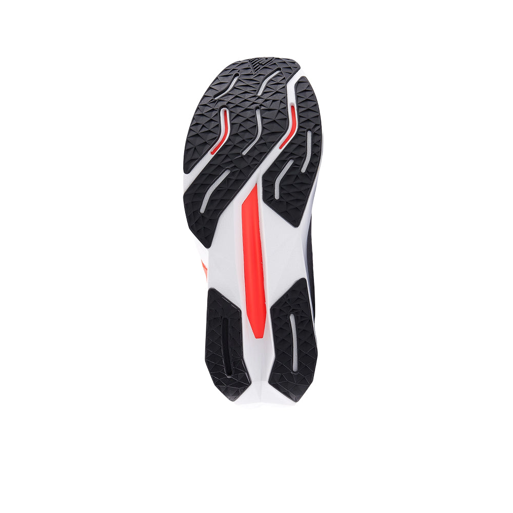 NEW BALANCE FuelCell Propel v5 รองเท้าวิ่งผู้ชาย