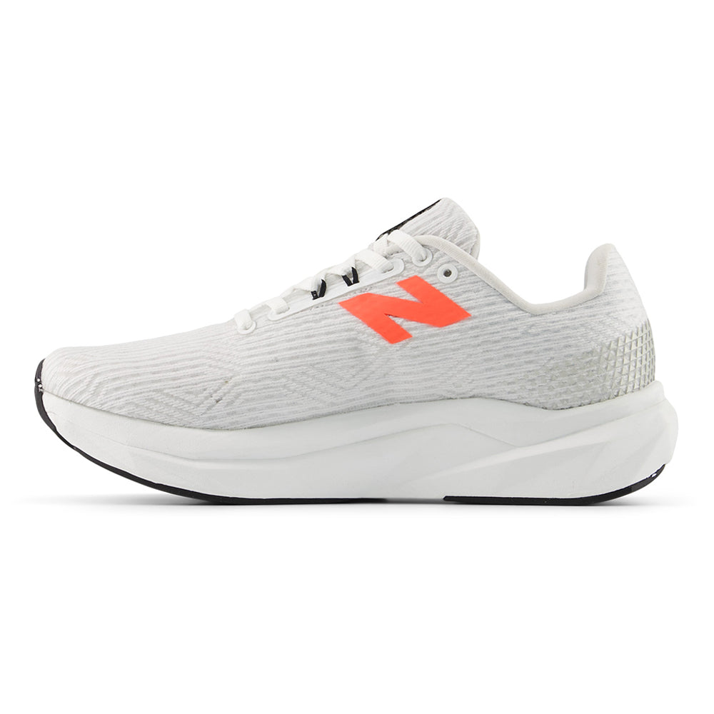 NEW BALANCE FuelCell Propel v5 รองเท้าวิ่งผู้หญิง