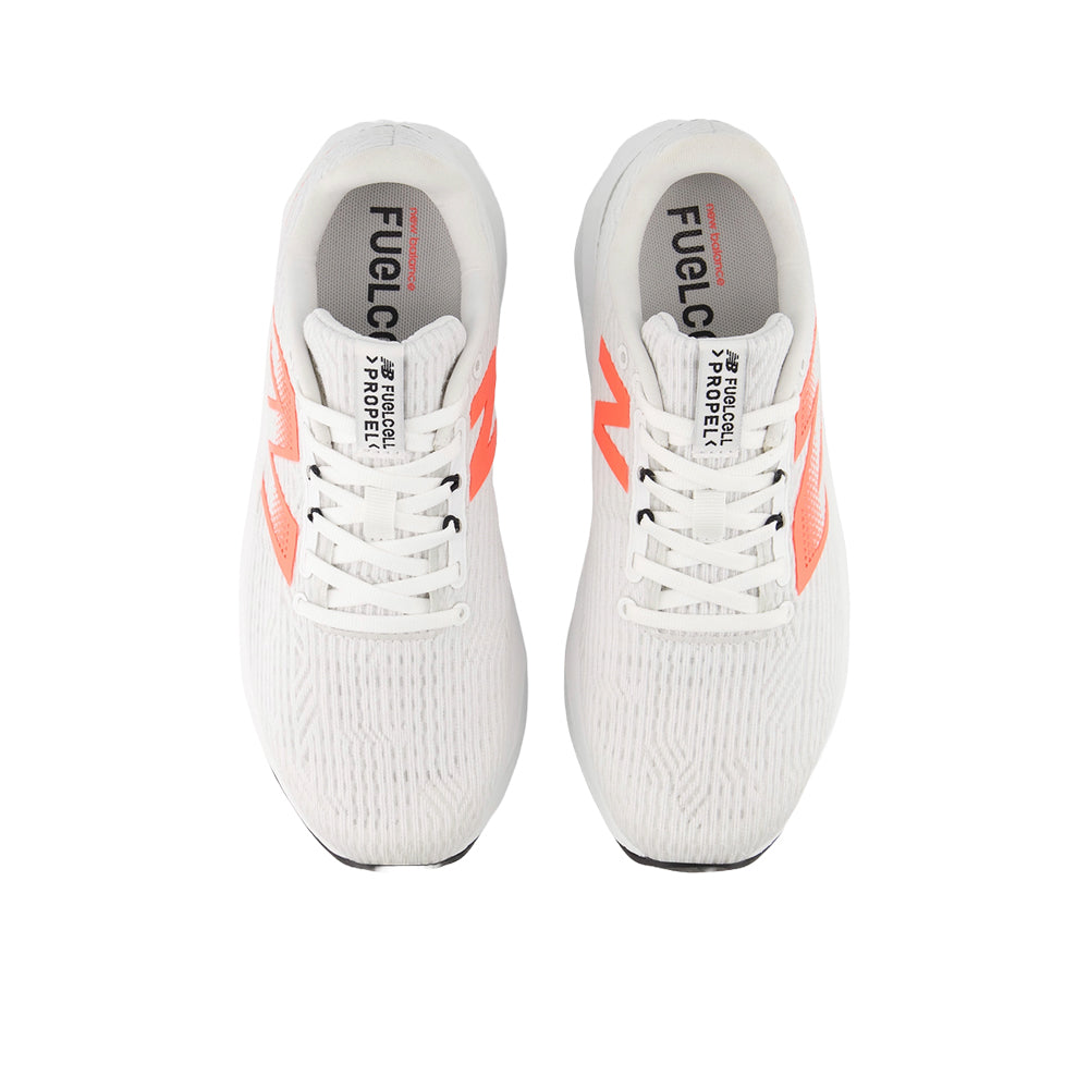 NEW BALANCE FuelCell Propel v5 รองเท้าวิ่งผู้หญิง