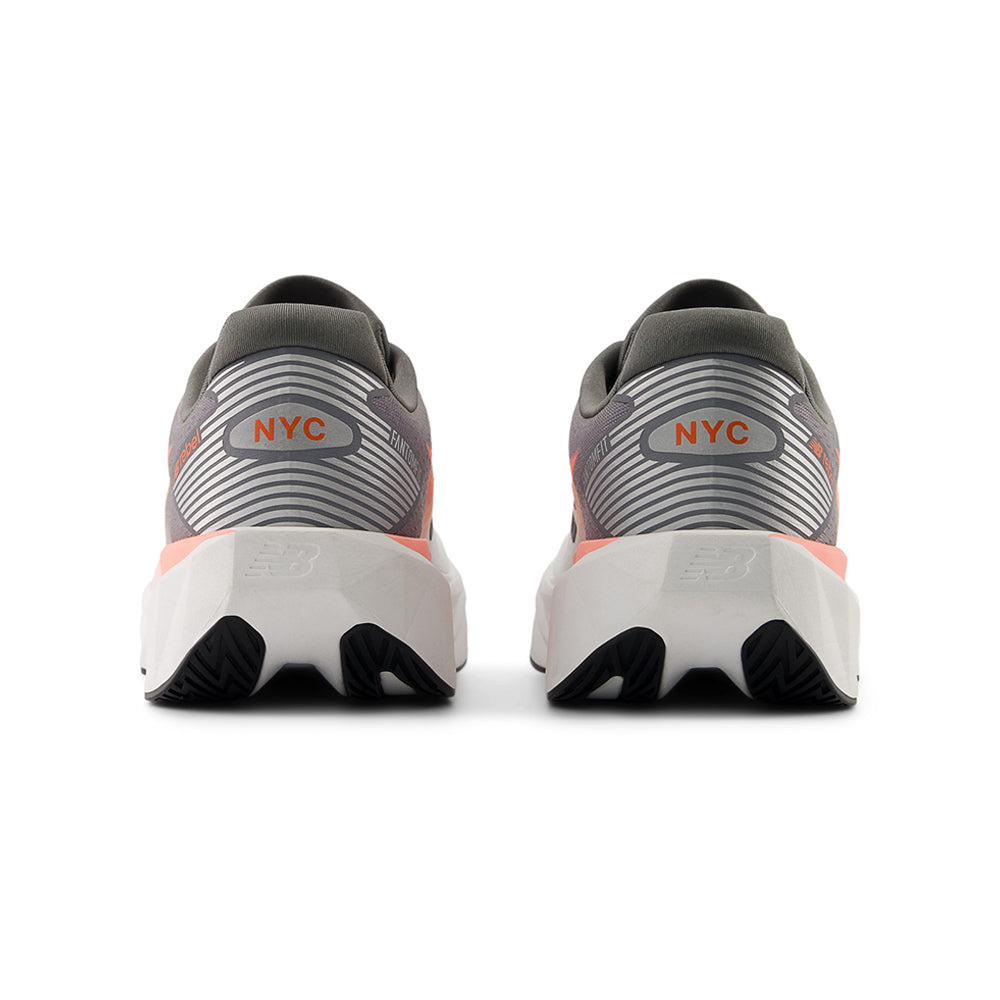NEW BALANCE FuelCell Rebel v5 รองเท้าวิ่งผู้ชาย