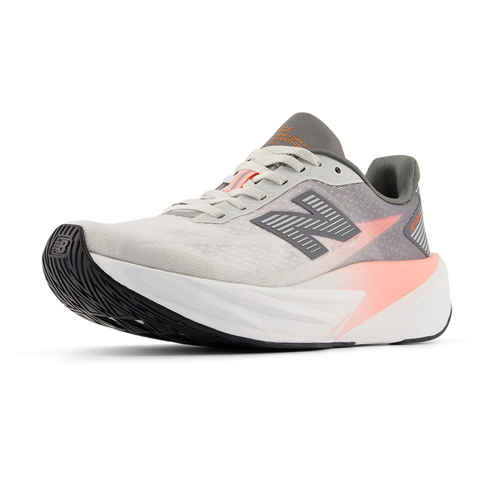 NEW BALANCE FuelCell Rebel v5 รองเท้าวิ่งผู้หญิง