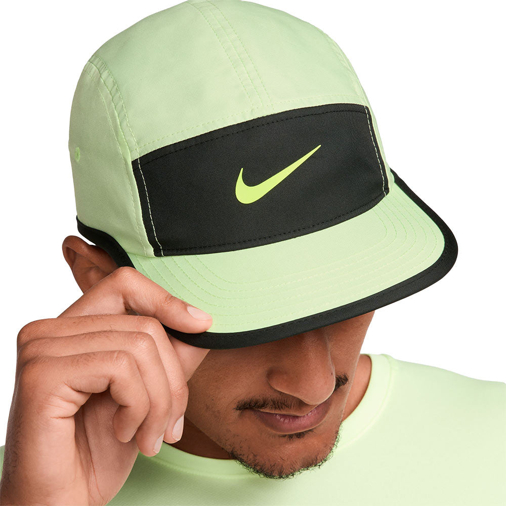 NIKE Dri-FIT Fly Unstructured Swoosh หมวกแก๊ปผู้ใหญ่