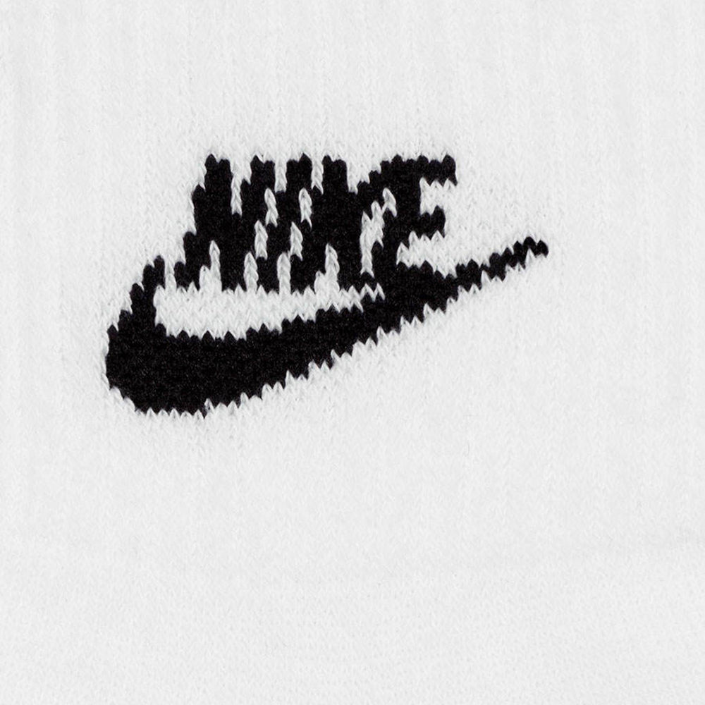 NIKE Everyday Essential ถุงเท้าออกกำลังกายผู้ใหญ่(แพ็ค 3 คู่)